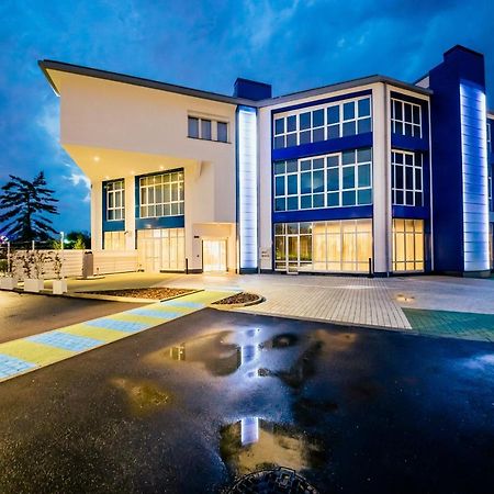 Diamante Mhotel كولّينيو المظهر الخارجي الصورة
