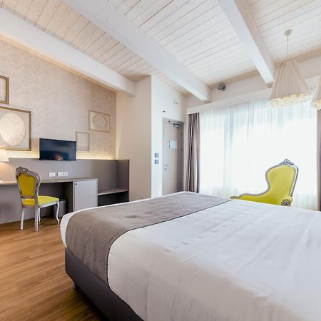 Diamante Mhotel كولّينيو المظهر الخارجي الصورة