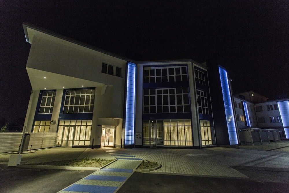 Diamante Mhotel كولّينيو المظهر الخارجي الصورة