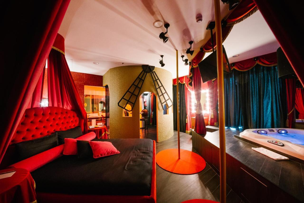Diamante Mhotel كولّينيو المظهر الخارجي الصورة